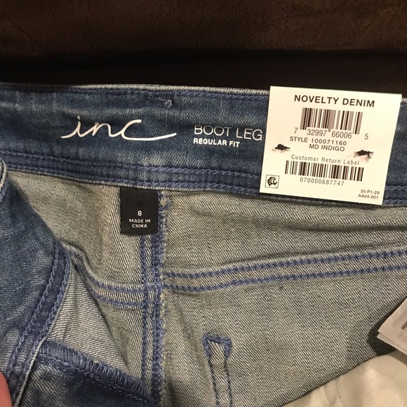 INC boot leg jeans - Picture 4 of 4